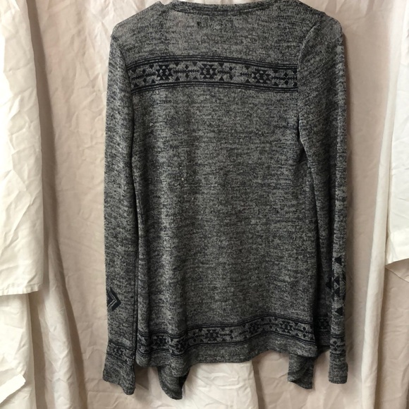 Cardigan - Picture 2 of 4